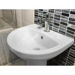 Basin Bouquet White Wall Mounted