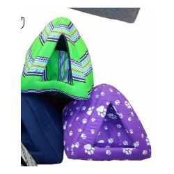 Delux Pyramid Bed - small 550 x 470